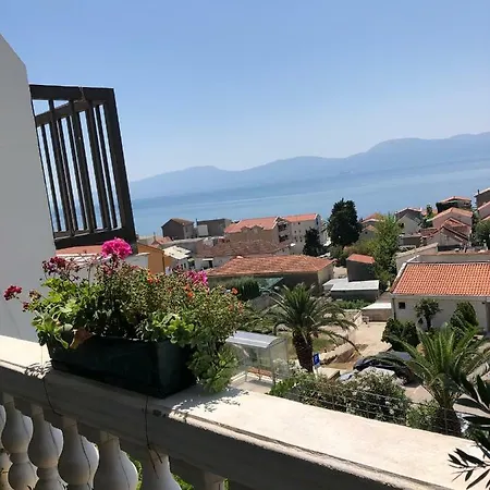 Gradac דירה *